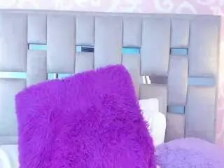 Camsoda Watch Live Sex Cams of annievanegas