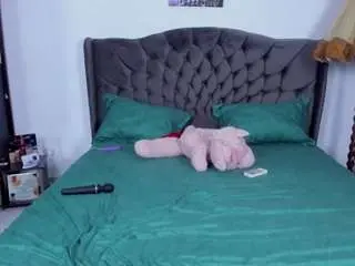 Camsoda Watch Live Sex Cams of golddivine