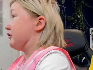 Camsoda Adult Video Chat of sara-moor