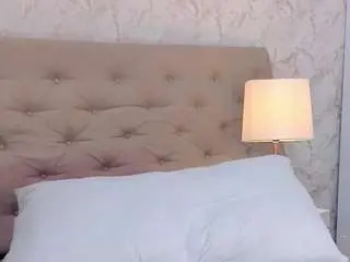 Camsoda Nude Webcam of thiara-scarlet