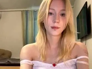 Camsoda Adult Video Chat of melonietrent