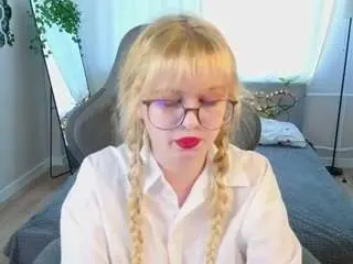 Camsoda Free Live Porn of helen-carson