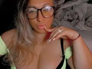 Camsoda Sex Cam of foxxy-lady