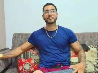 Camsoda Live Porn of magicomartin