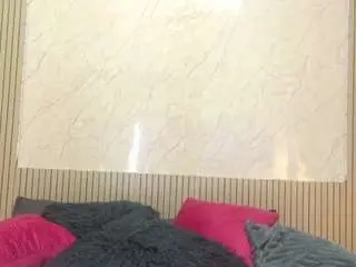 Camsoda Free Porn Cam of lunaa-jonhsonn