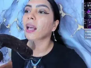Camsoda Live Sex of evelinn-belen