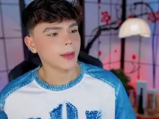 Camsoda Nude Webcam of stevprz