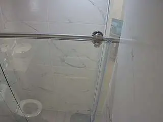 Camsoda Free Porn Cam of voyeurcam-casa-salsa-bathroom-9