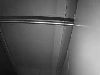 Camsoda Nude Webcam of voyeurcam-casa-salsa-bathroom-9
