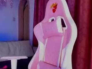 Camsoda Free Live Porn of mia-bloom
