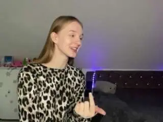 Camsoda Free Porn Cam of tanishamehdi