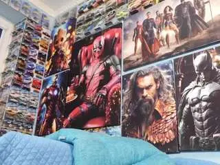 Camsoda Sex Cam of hugearms