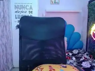 Camsoda Nude Webcam of valeria-martinez19