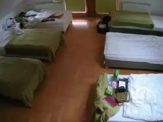 Camsoda Sex Chat of voyeurcam-julmodels-bed-6