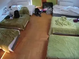 Camsoda Sex Cam of voyeurcam-julmodels-bed-6