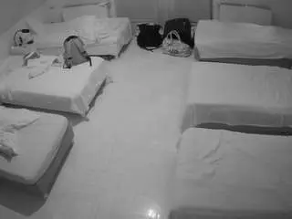 Camsoda Adult Video Chat of voyeurcam-julmodels-bed-6