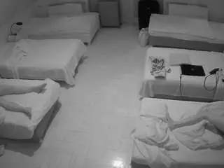 Camsoda Adult Webcams of voyeurcam-julmodels-bed-6