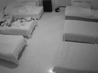 Camsoda Private Sex Chat of voyeurcam-julmodels-bed-6