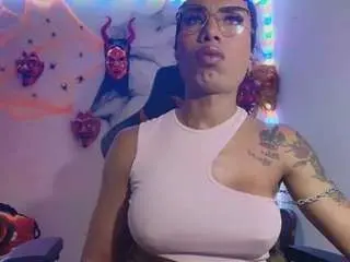 Camsoda Free Porn Cam of laurensgoddes