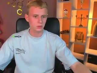 Camsoda Free Live Porn of mike-crist1