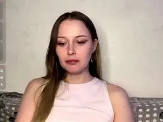 Camsoda Adult Video Chat of adelinacomerford
