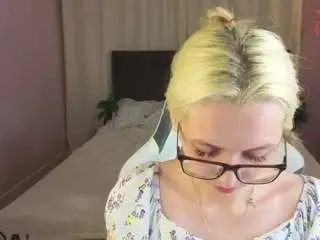 Camsoda Free Live Porn of molly-snow