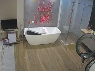 Camsoda Free Porn Cam of voyeurcam-casa-salsa-bathroom-4