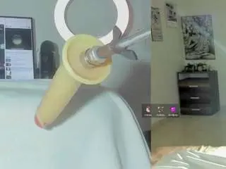 Camsoda Adult Webcam of emily-philip