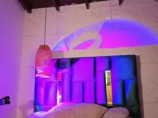 Camsoda Live Porn of emilia-monroee