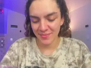 Camsoda Best Webcam of mariiahneedles