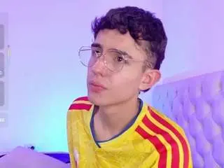 Camsoda Best live sex cam show of eithan-wolf
