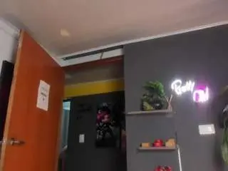 Camsoda Adult Webcam of emilyjhonsonn
