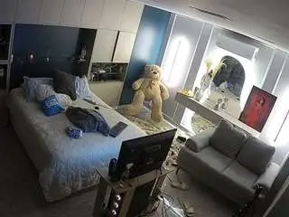 Camsoda Adult Webcam of voyeurcam-casa-salsa-versus-room
