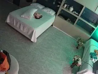 Camsoda Live Porn of voyeurcam-casa-salsa-versus-room