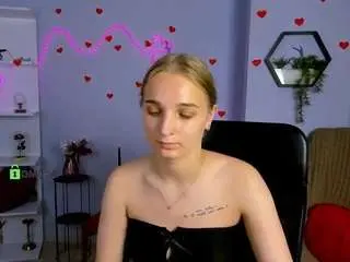 Camsoda Nude Webcam of elly-wave
