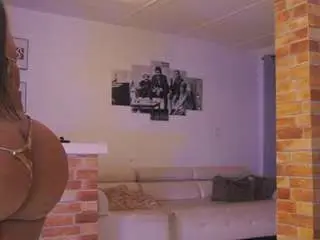 Camsoda Private Sex Chat of roxanasmiith