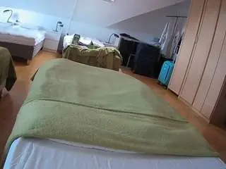 Camsoda Live Porn of voyeurcam-julmodels-bed-1