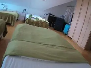 Camsoda Live Sex of voyeurcam-julmodels-bed-1