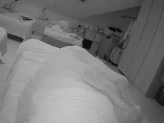 Camsoda Free Porn Cam of voyeurcam-julmodels-bed-1
