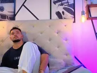 Camsoda Free Live Porn of andrew-brownn