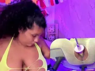 Camsoda Free Porn Cam of mhia-rey
