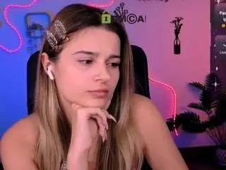 Camsoda Adult Webcams of berry-alma