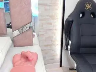 Camsoda Sex Cam of cristine-colins