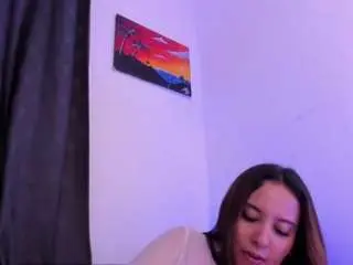 Camsoda Nude Webcam of hopejohnson