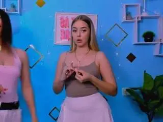 Camsoda Sex Cam of eira-mouse