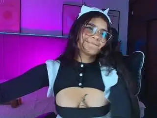 Camsoda Live Sex Cam of tifanny-greey