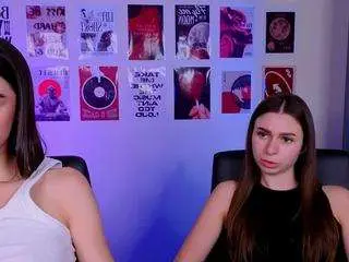 Camsoda Live Porn of flora-ri