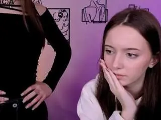 Camsoda Best Webcam of flora-ri