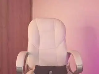 Camsoda Nude Webcam of natyspiice