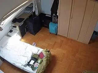 Camsoda Private Sex Chat of voyeurcam-julmodels-bed-7